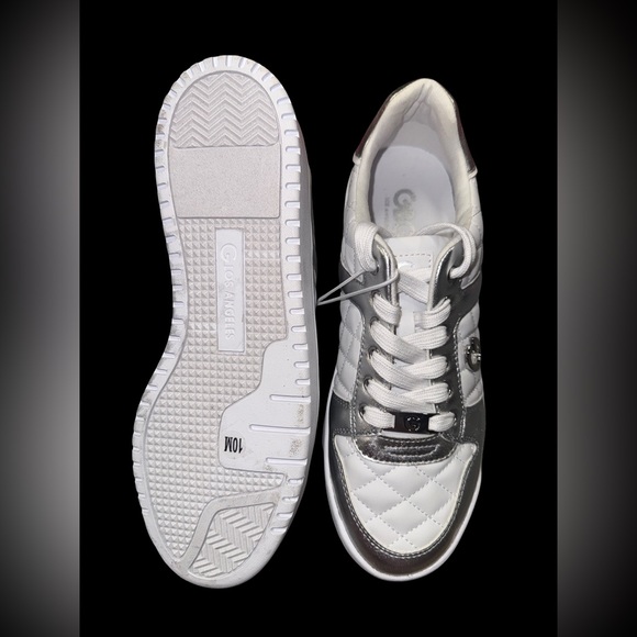 GUESS Women's Casual Sneakers Shoes Size 10 White/Silver/Metallic Silver - Picture 5 of 5